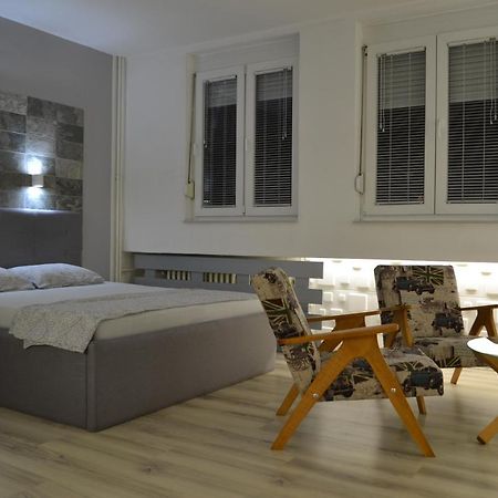 Lazarus Studio Apartment Skopje Eksteriør billede
