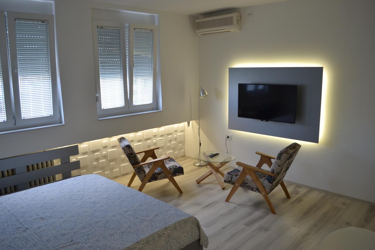Lazarus Studio Apartment Skopje Eksteriør billede
